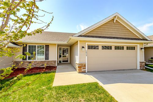 5834 Se 22nd Ct, Des Moines, IA, 50320-4713 | Card Image