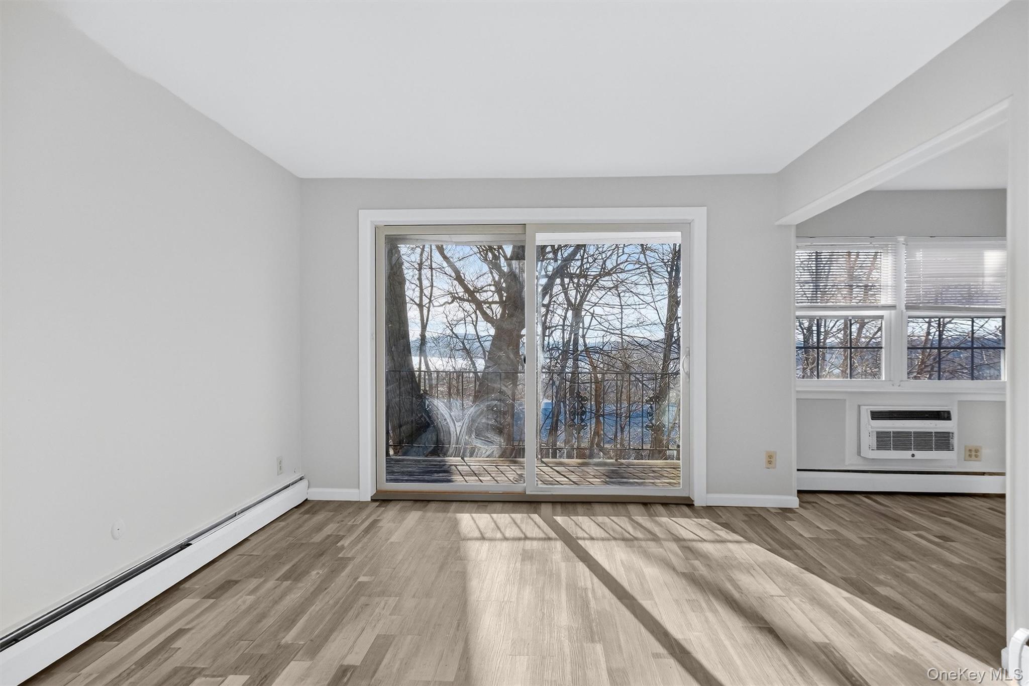 Residential Lease in Beacon 3