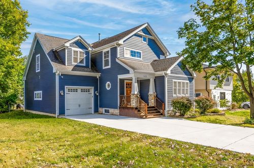 115 S Wilmette Ave, Westmont, IL, 60559-2026 | Card Image