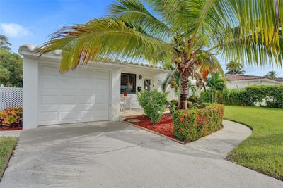 1321 Mango Isle, House other with 3 bedrooms, 2 bathrooms and null parking in Fort Lauderdale FL | Image 3