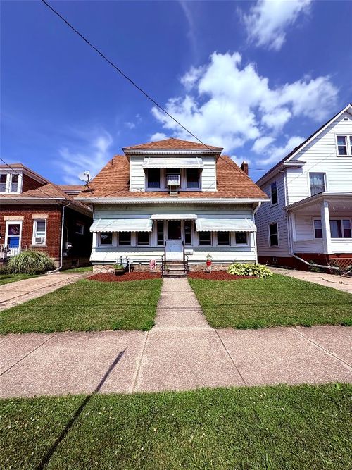 3121 Chestnut St, Erie, PA, 16508-1755 | Card Image