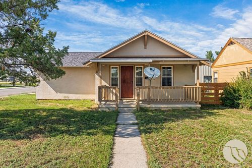 637 3rd Street W, Hardin, MT, 59034 | Card Image