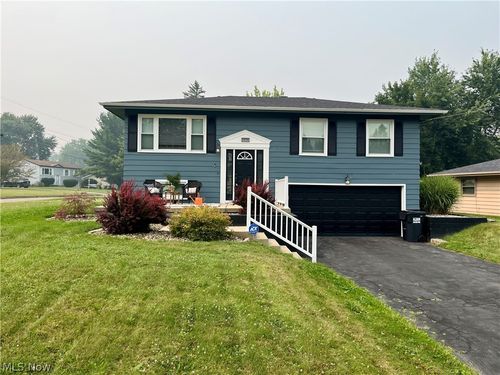 4626 Warwick Dr S, Canfield, OH, 44406-9271 | Card Image