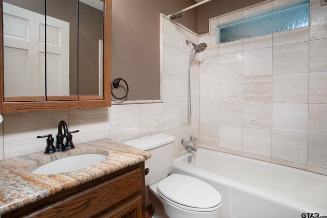 17617 Carol Cir, House other with 3 bedrooms, 2 bathrooms and null parking in Flint TX | Image 18
