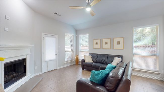 751 Kirby Dr, House other with 3 bedrooms, 2 bathrooms and null parking in Argyle TX | Image 5