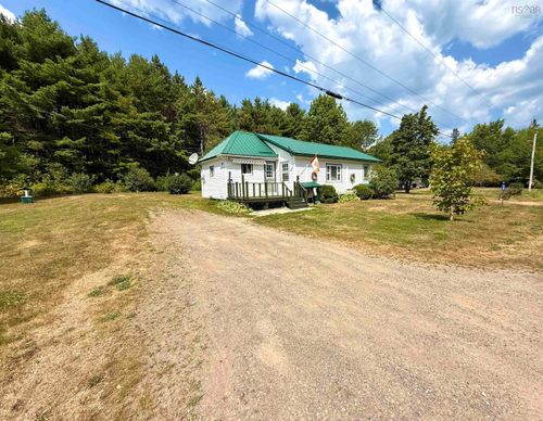 39 Sawdust Rd, Springfield, NS, B0R1H0 | Card Image