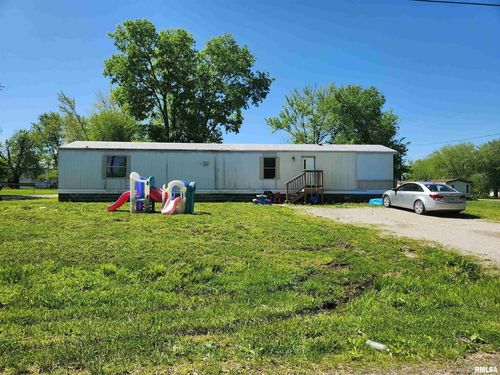 181 N Wentworth St, Ashley, IL, 62808-1028 | Card Image