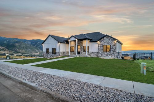 851 E Mountain Rd, North Ogden, UT, 84414-7557 | Card Image