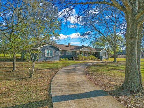 201 Greencrest Ln, Prattville, AL, 36067-1905 | Card Image
