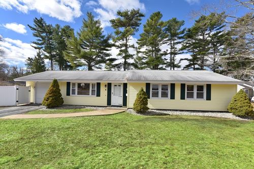 6 Penikese St, West Wareham, MA, 02576-1108 | Card Image