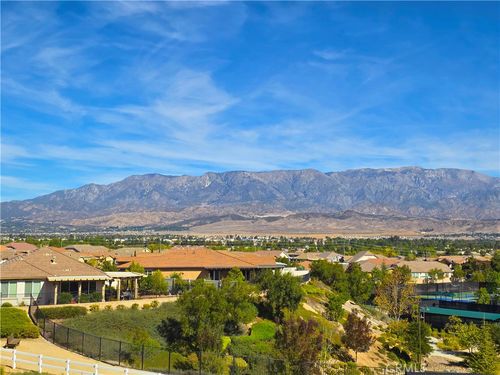 428 Saddlerock, Beaumont, CA, 92223-7491 | Card Image