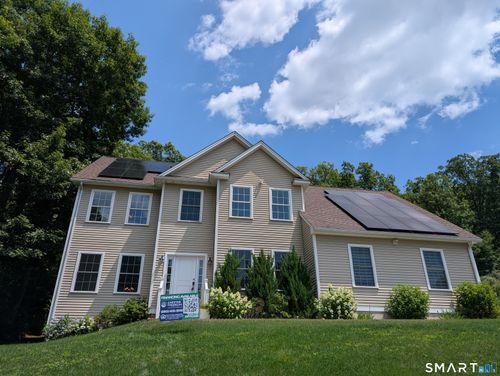 79 High Ledge Cir, Manchester, CT, 06040-6871 | Card Image