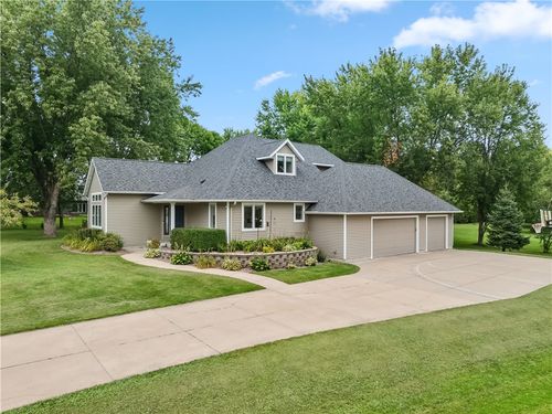 521 Pine Pl, Rice Lake, WI, 54868-2300 | Card Image