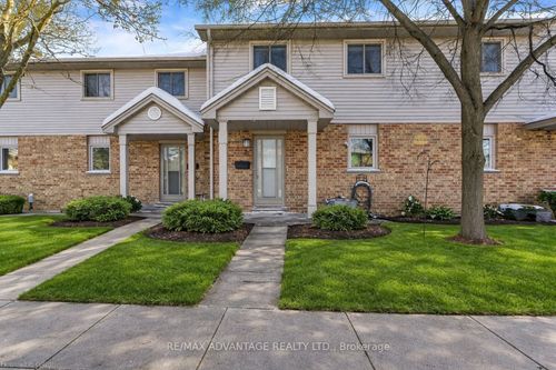 17-217 Martinet Ave, London, ON, N5V4P5 | Card Image