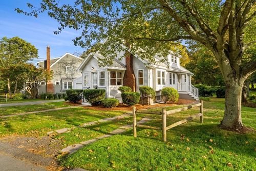 24 Vaille Ave, Lexington, MA, 02421-4300 | Card Image