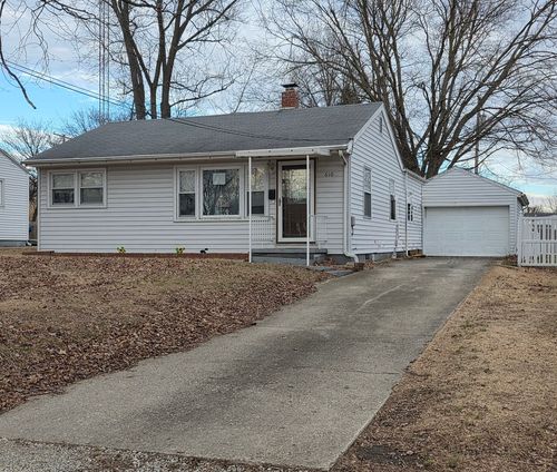 610 Cherry St, Pana, IL, 62557-1850 | Card Image