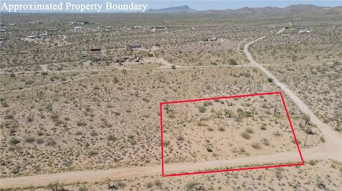 8255 Santa Cruz, White Hills, AZ, 86445 | Card Image