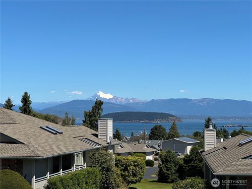 1919 Creekside Pl, Anacortes, WA, 98221-2471 | Card Image