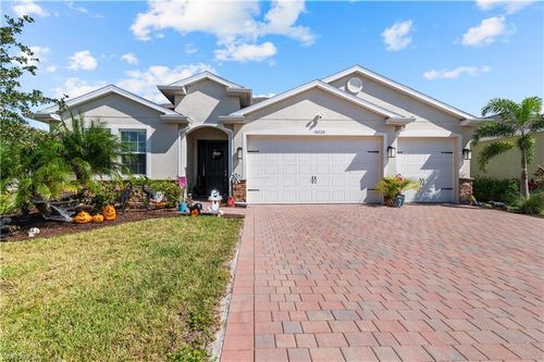 18220 Everson Miles Cir, NORTH FORT MYERS, FL, 33917 | Card Image