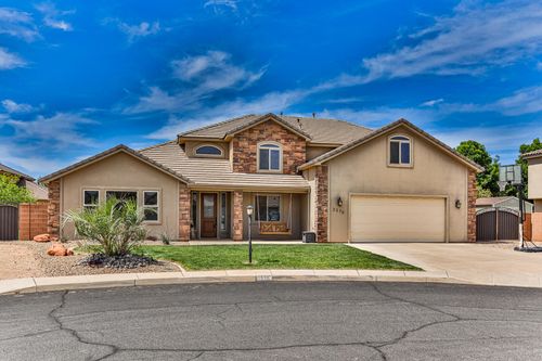2570 S Sycamore Cir, Washington, UT, 84780-2346 | Card Image