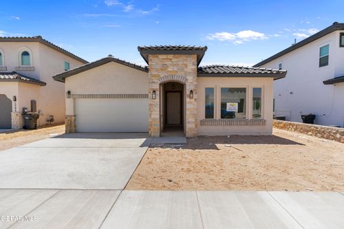 13390 Carterton Ave, Horizon City, TX, 79928-7569 | Card Image