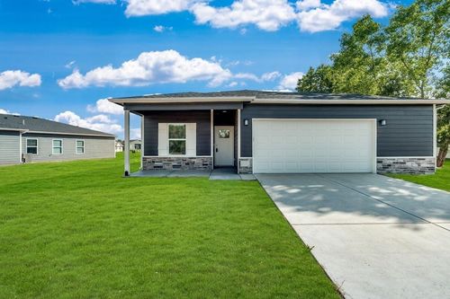 3561 E Bearsden St, Derby, KS, 67037-7821 | Card Image