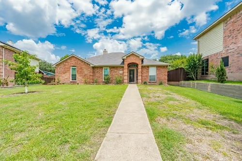 209 Havenwood Ln, Garland, TX, 75043-8911 | Card Image