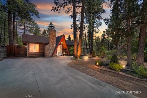 1004 Wendy Ave, Big Bear City, CA, 92314-9332 | Card Image