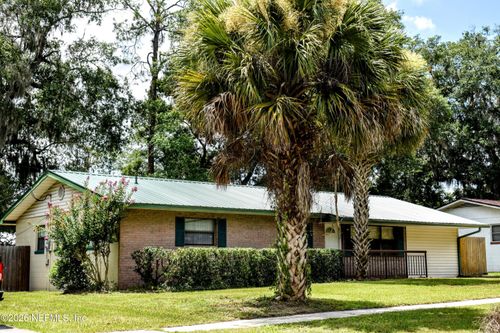 2412 Husson Ave, Palatka, FL, 32177-6515 | Card Image