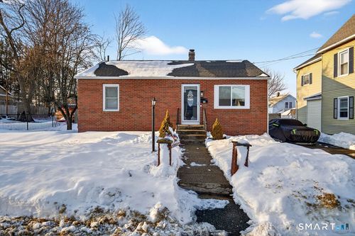 24 Polk Ave, Waterbury, CT, 06708-4217 | Card Image