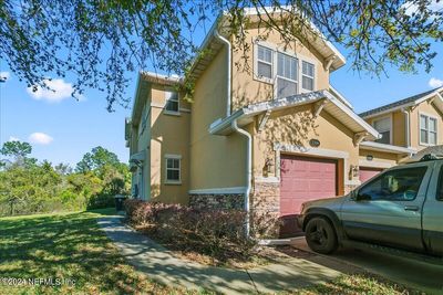 2309 White Sands Drive, Townhouse with 3 bedrooms, 2 bathrooms and null parking in Jacksonville FL | Image 2