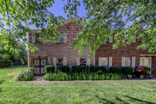 1134-7914 Gleason Dr, Knoxville, TN, 37919-5402 | Card Image