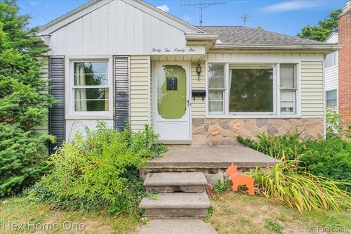 4296 Phillips Ave, Berkley, MI, 48072-3430 | Card Image