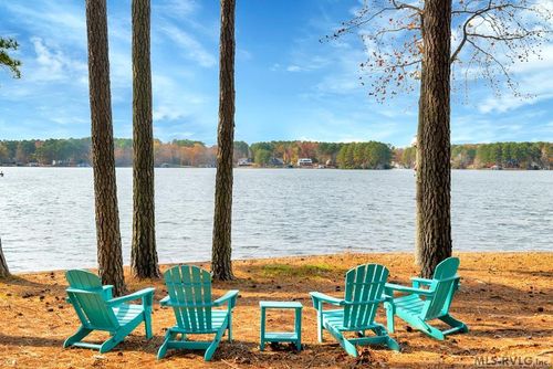 147 Crane Dr, Henrico, NC, 27842-9763 | Card Image