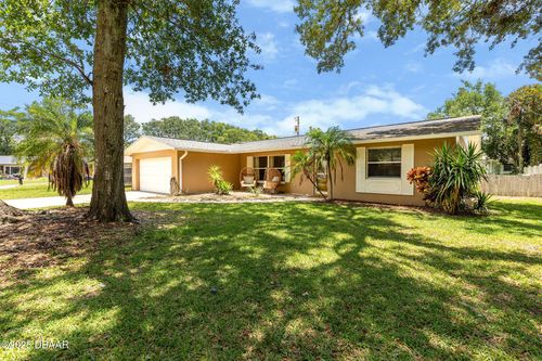 833 Lucerne Cir, Ormond Beach, FL, 32174-4626 | Card Image