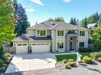 9827 Ne 20th Street, House other with 5 bedrooms, 2 bathrooms and 3 parking in Bellevue WA | Image 2