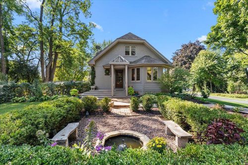 17835 Gebhardt Rd, Brookfield, WI, 53045-5030 | Card Image