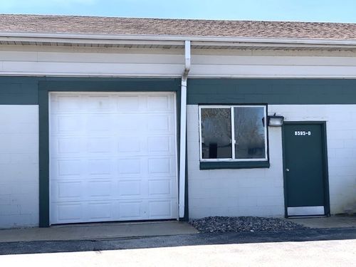 ste-d-8595 Pyott Rd, Lake In The Hills, IL, 60156-9701 | Card Image