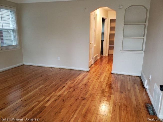 622 E 12 Mile Rd, House other with 3 bedrooms, 1 bathrooms and null parking in Royal Oak MI | Image 5