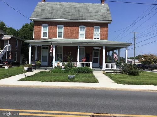 164-162 N Allison St, GREENCASTLE, PA, 17225-1206 | Card Image