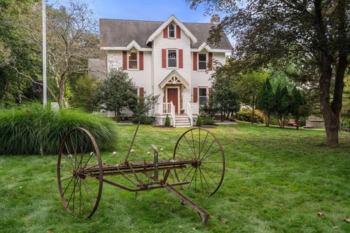 9 French Ave, Wayland, MA, 01778-5009 | Card Image