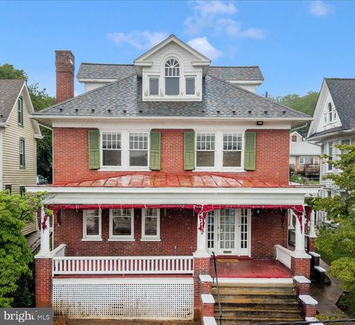 523 W W Potomac St, BRUNSWICK, MD, 21716-1039 | Card Image