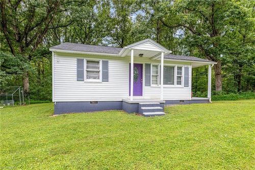 5058 Price Rd, Stoneville, NC, 27048-8253 | Card Image