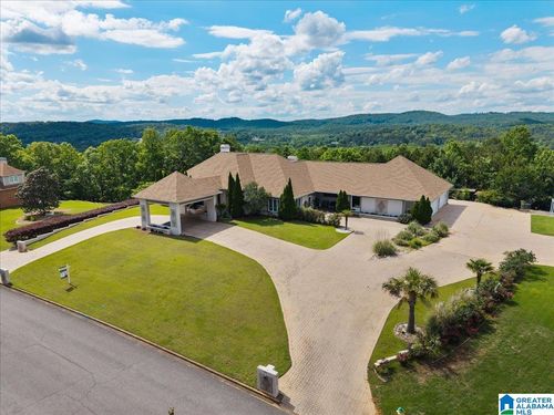 5639 Ridgeview Dr, TRUSSVILLE, AL, 35173-2839 | Card Image