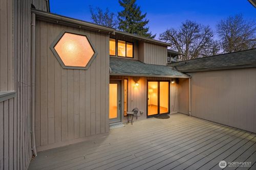 2944 Kennewick Pl Ne, Renton, WA, 98056-2284 | Card Image