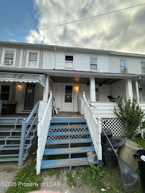 64 Spartan Cir, Freeland, PA, 18224-3469 | Card Image