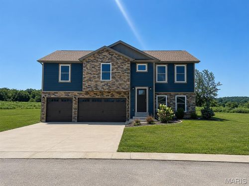 10192 Riehl Farm Dr, Potosi, MO, 63664-8622 | Card Image