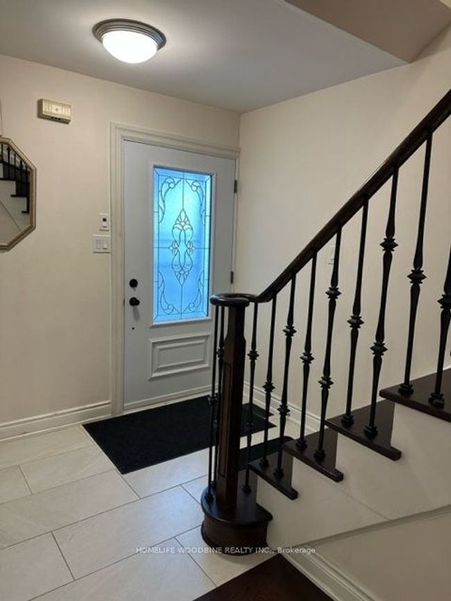 MAIN - 210 Ecclestone Dr, House other with 4 bedrooms, 3 bathrooms and 1 parking in Brampton ON | Image 7