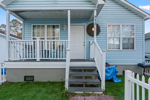 815 Rogers Dr, Myrtle Beach, SC, 29577-4232 | Card Image