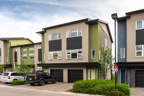 230 Covecreek Cir Ne, Calgary, AB, T3K0W6 | Card Image